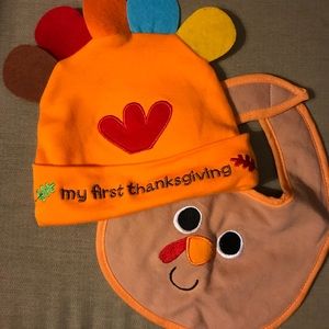NWOT 1st thanksgiving hat and bib